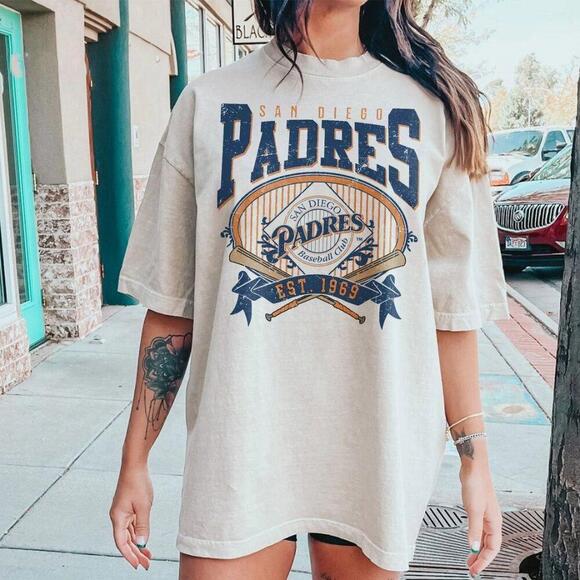Brooke
B Other - San Diego Padres 1969 Retro Baseball Fan Graphic T-Shirt